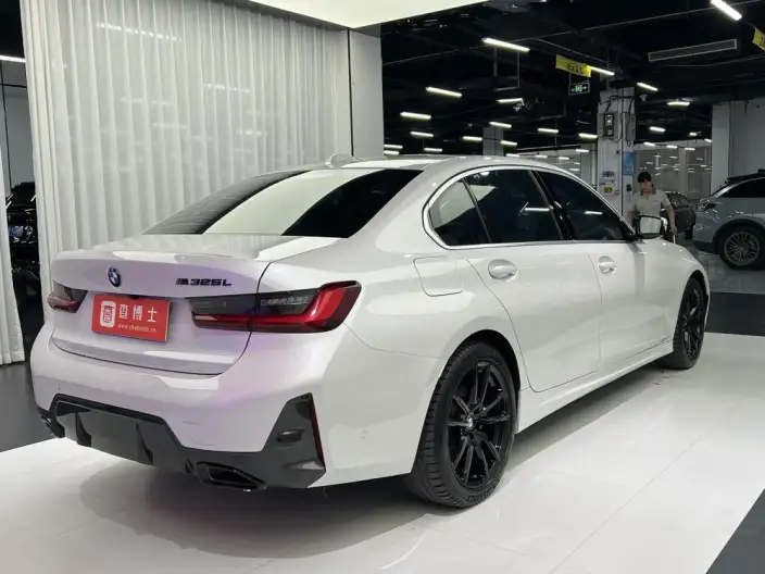 BMW 3 Series 2023 Model 325Li M Sports Set – фото 6