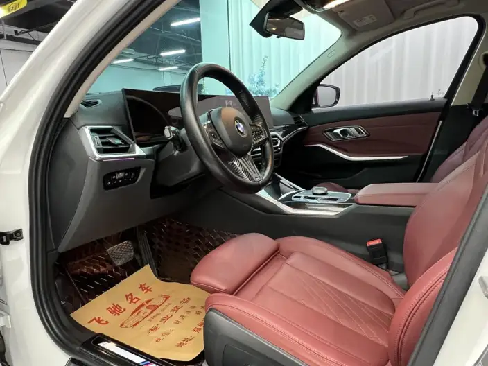 BMW 3 Series 2023 Model 325Li M Sports Set – фото 9