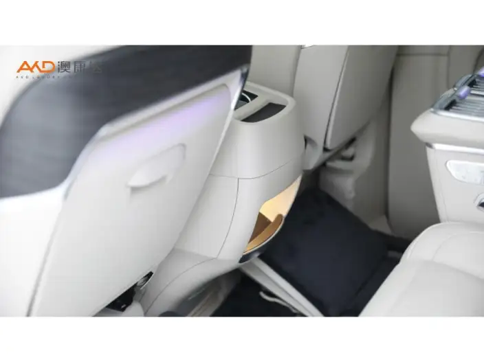 Mercedes-Benz V-Class 2024 Model V 300 Premium Edition – фото 5
