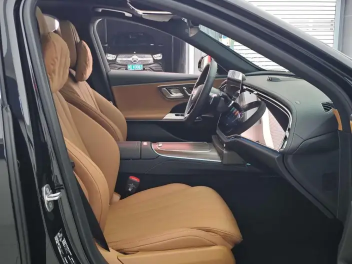Mercedes-Benz E-Class 2025 Model E 300 L Luxury Model sedan – фото 9