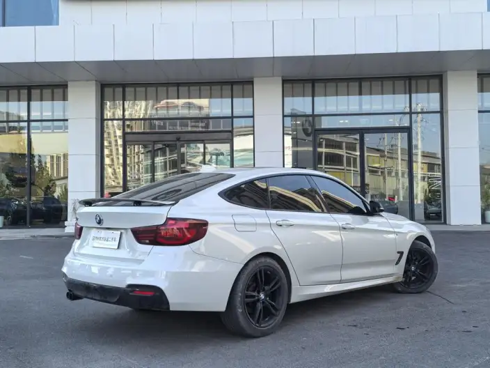 BMW 3 Series Gran Turismo 2020 Model 320i M Sports Night Edition – фото 5