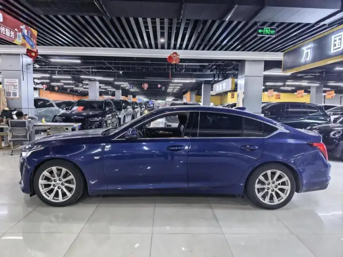 Cadillac CT5 2020 Model 28T Fashion Model