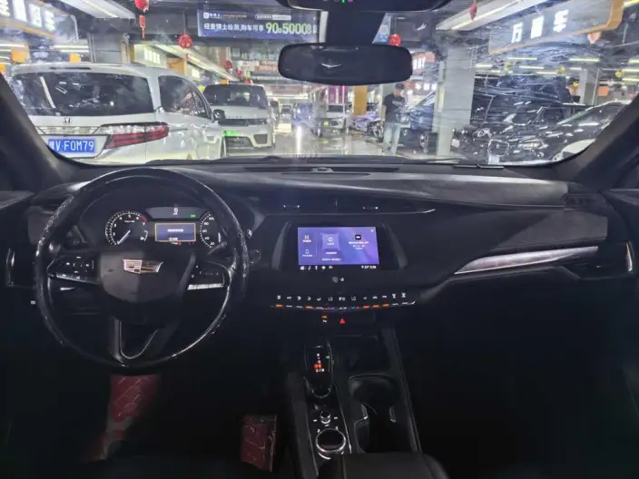 Cadillac XT4 2020 Model Facelift 28T 2WD Tech Model – фото 6