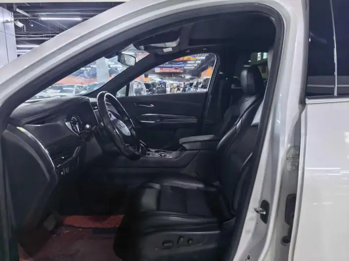 Cadillac XT4 2020 Model Facelift 28T 2WD Tech Model – фото 8