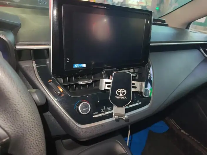 Toyota Corolla 2021 Model Hybrid 1.8L E-CVT Elite Edition – фото 8