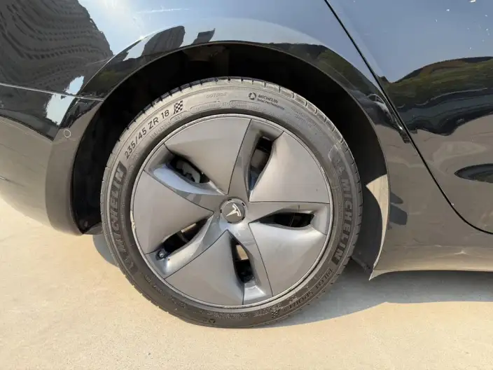 Model 3 2020 Model Facelift Standard Battery Life Rear Drive L Class Edition – фото 7