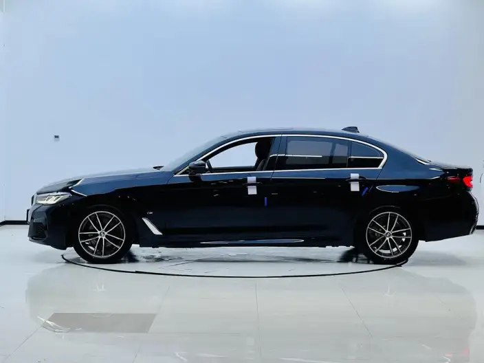 BMW 5 Series 2022 Model Facelift II 525Li M Sports Set