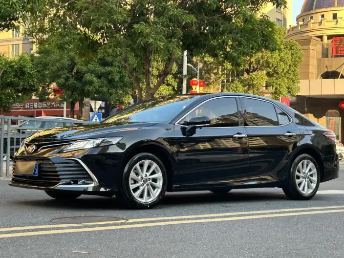 Toyota Camry 2021 Model 2.0G Deluxe Edition