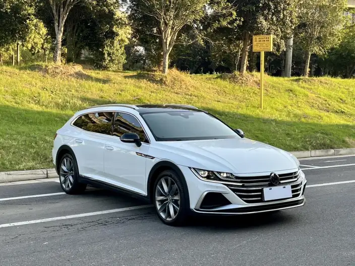 Volkswagen CC 2024 Model Hunting vehicle 380TSI Hunting Heart Edition