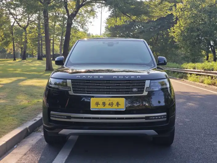 Range Rover 2023 Model 3.0 L6 400PS Shengshi VII seat Extended Edition