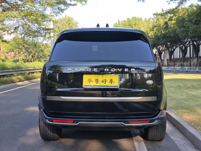 Range Rover 2023 Model 3.0 L6 400PS Shengshi VII seat Extended Edition
