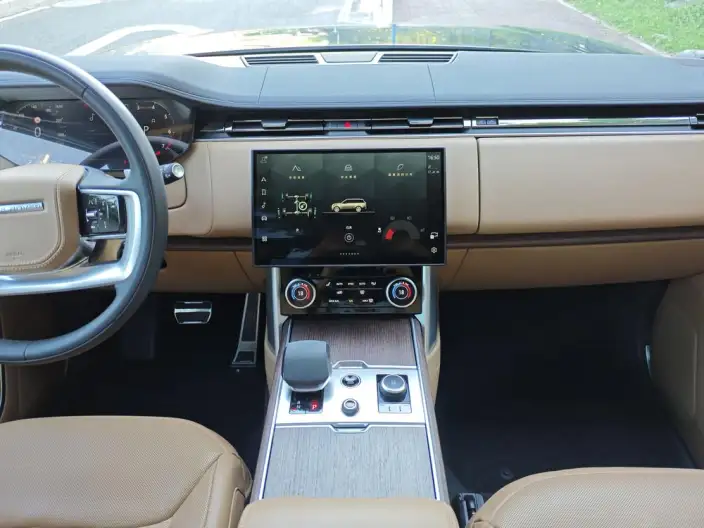 Range Rover 2023 Model 3.0 L6 400PS Shengshi VII seat Extended Edition – фото 7
