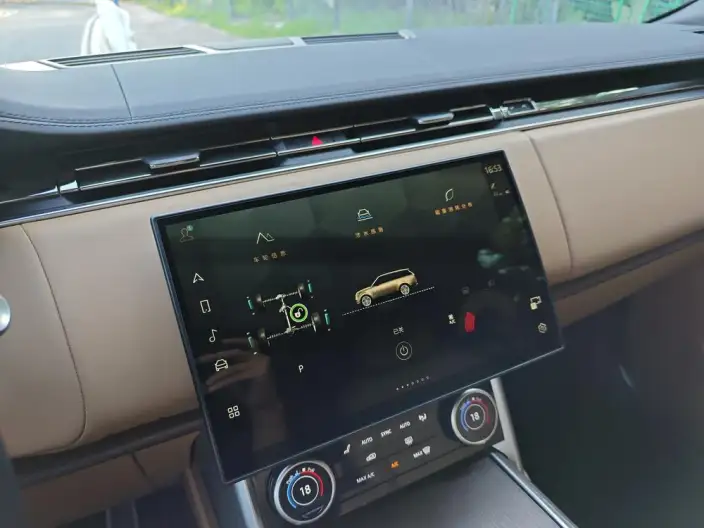 Range Rover 2023 Model 3.0 L6 400PS Shengshi VII seat Extended Edition – фото 8