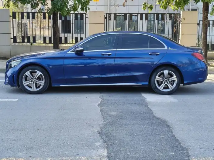 Mercedes-Benz C-Class 2020 Model C 260 L Sports Edition – фото 4