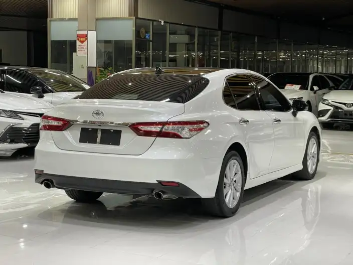Toyota Camry 2021 Model 2.0G Deluxe Edition – фото 6
