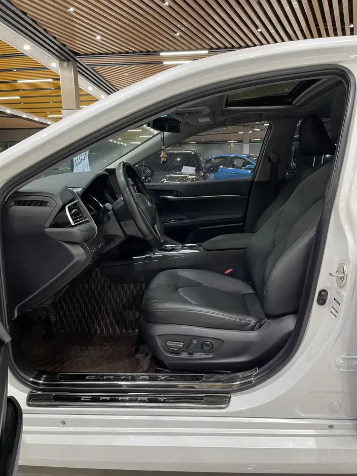 Toyota Camry 2021 Model 2.0G Deluxe Edition – фото 8