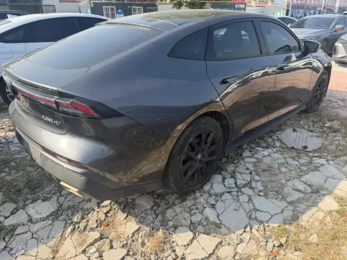 Changan UNI-V 2024 Model 1.5T Exclusive Model – фото 6