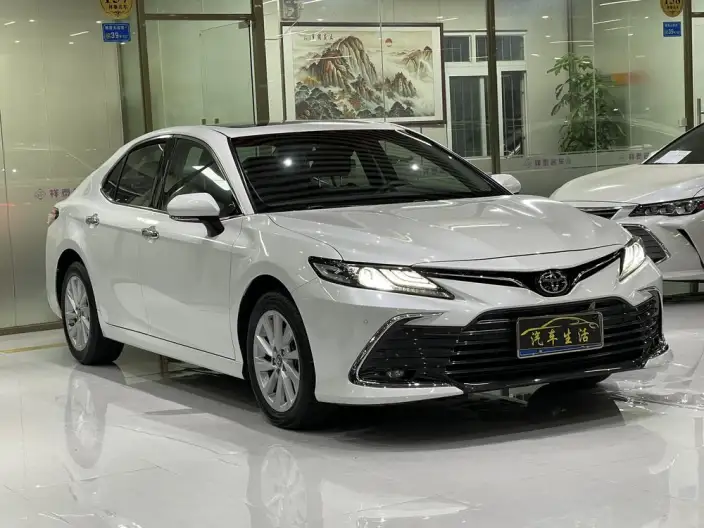 Toyota Camry 2023 Model 2.0G Deluxe Edition – фото 3