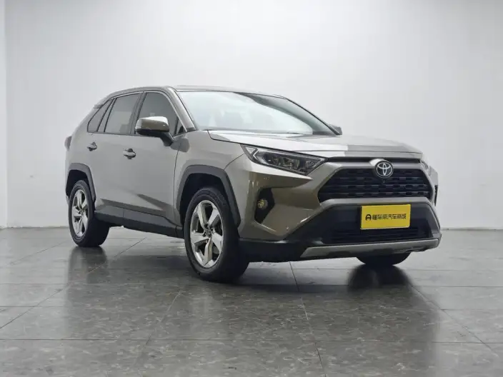 Toyota RAV4 2020 Model 2.0L CVT 2WD Fashion edition – фото 3