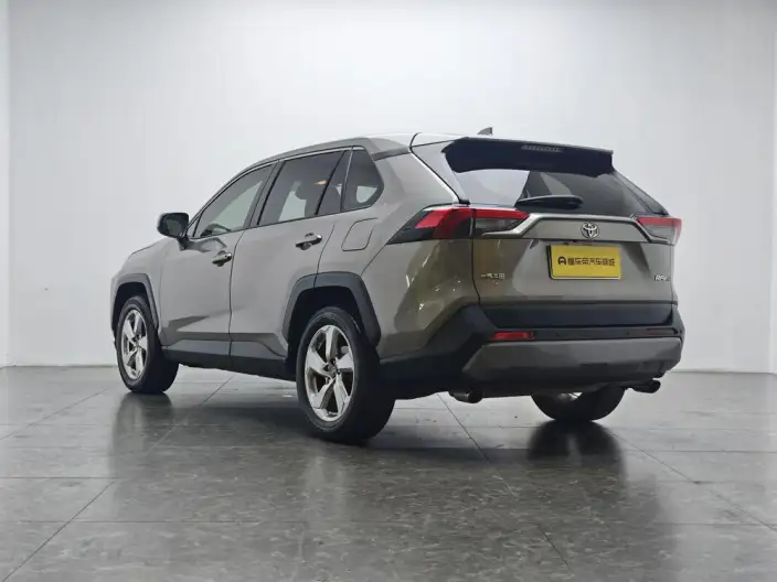 Toyota RAV4 2020 Model 2.0L CVT 2WD Fashion edition – фото 5
