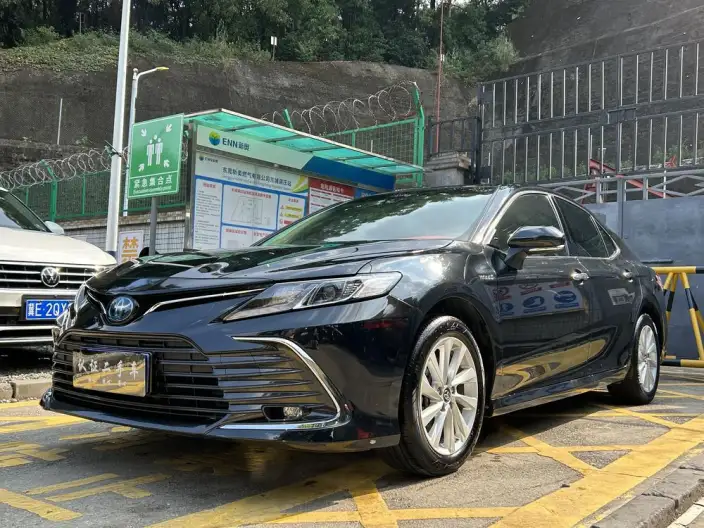 Toyota Camry 2021 Model Hybrid 2.5HGVP Leading version – фото 1