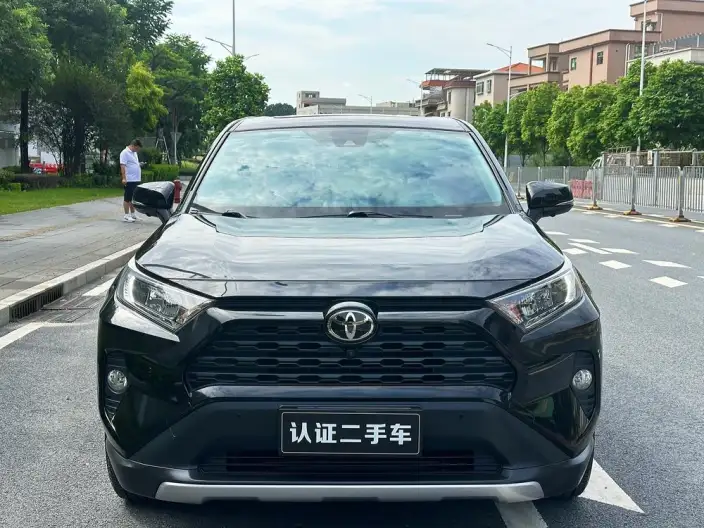 Toyota RAV4 2021 Model 2.0L CVT 2WD Fashion edition – фото 2