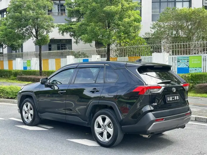 Toyota RAV4 2021 Model 2.0L CVT 2WD Fashion edition – фото 5