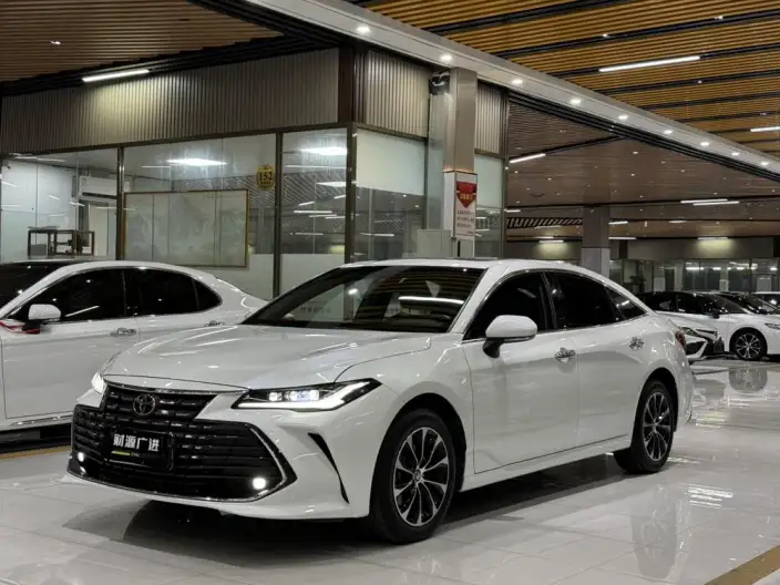 Toyota Avalon 2023 Model 2.0L CVT Deluxe Edition – фото 1