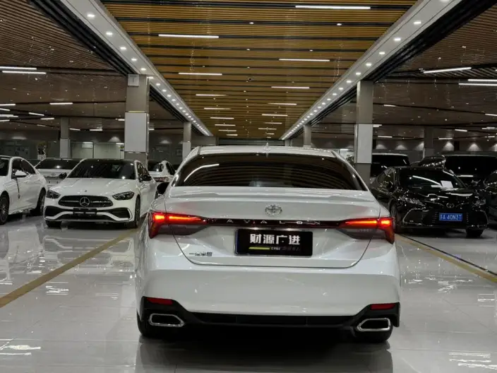Toyota Avalon 2023 Model 2.0L CVT Deluxe Edition – фото 5