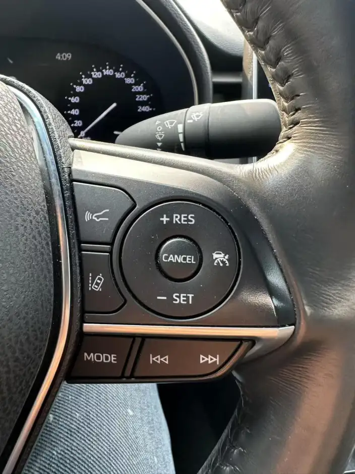 Toyota Avalon 2022 Model 2.0L Deluxe Edition – фото 9
