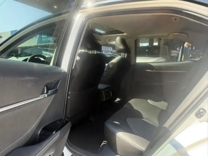 Toyota Camry 2022 Model 2.5S Knight Edition – фото 10