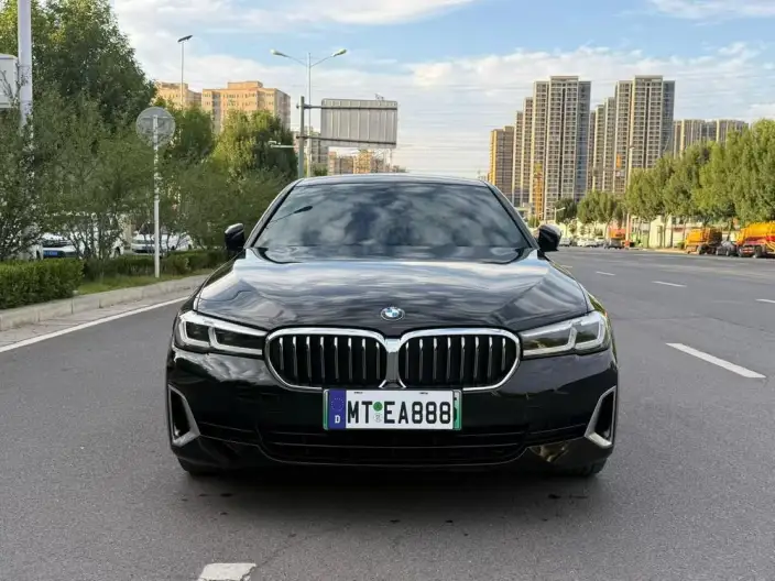 BMW 5 Series PHEV 2021 Model 535Le Luxury Set – фото 2