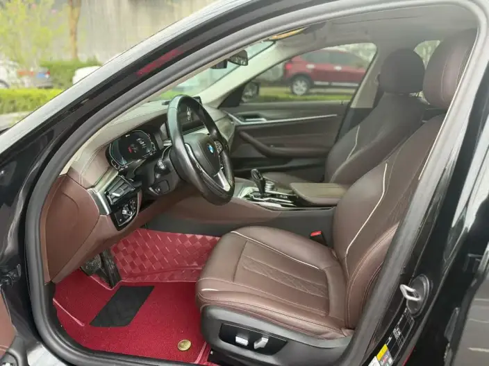 BMW 5 Series PHEV 2021 Model 535Le Luxury Set – фото 8