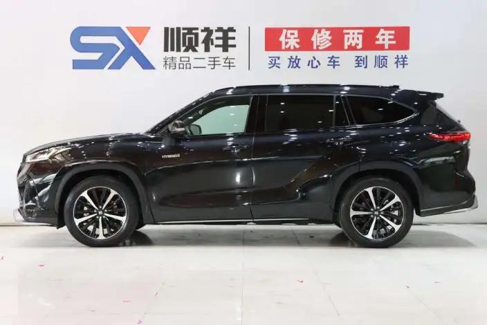 Crown Kluger 2021 Model 2.5L HEV 4WD Premium Edition – фото 4