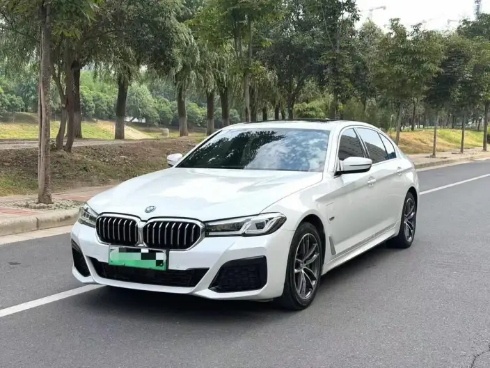 BMW 5 Series PHEV 2022 Model 535Le M Sports Set – фото 1