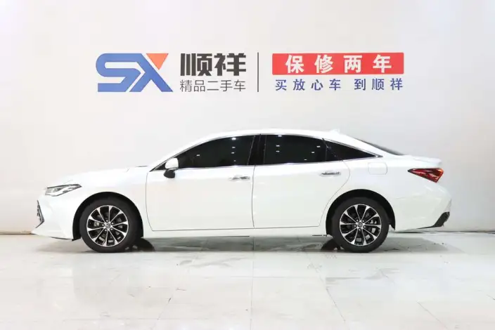 Toyota Avalon 2022 Model 2.0L Deluxe Edition – фото 4