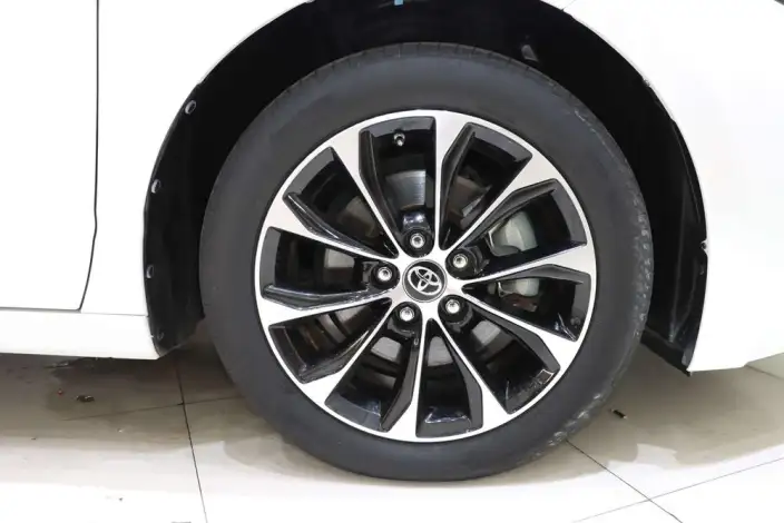 Toyota Avalon 2022 Model 2.0L Deluxe Edition – фото 10