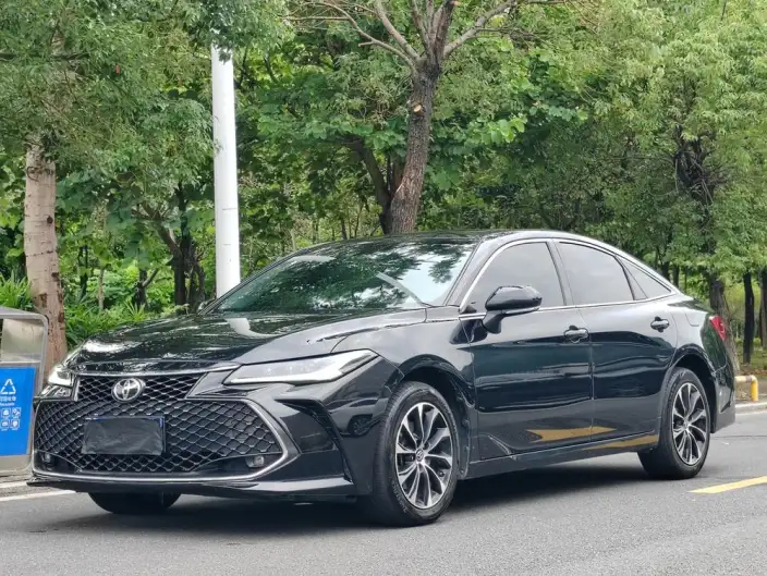 Toyota Avalon 2022 Model 2.5L Deluxe Edition – фото 1