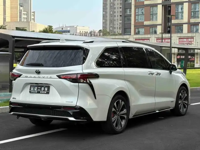 Granvia 2023 Model Intelligent Hybrid 2.5L Flagship VIP – фото 6