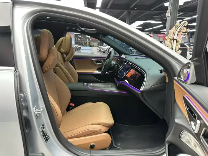 Mercedes-Benz E-Class 2026 Model E 300 L Luxury Model sedan – фото 7