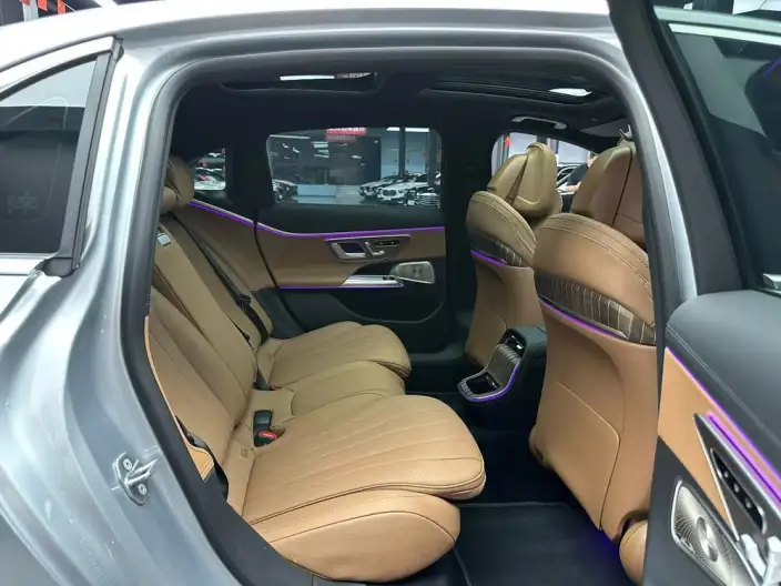 Mercedes-Benz E-Class 2026 Model E 300 L Luxury Model sedan – фото 9