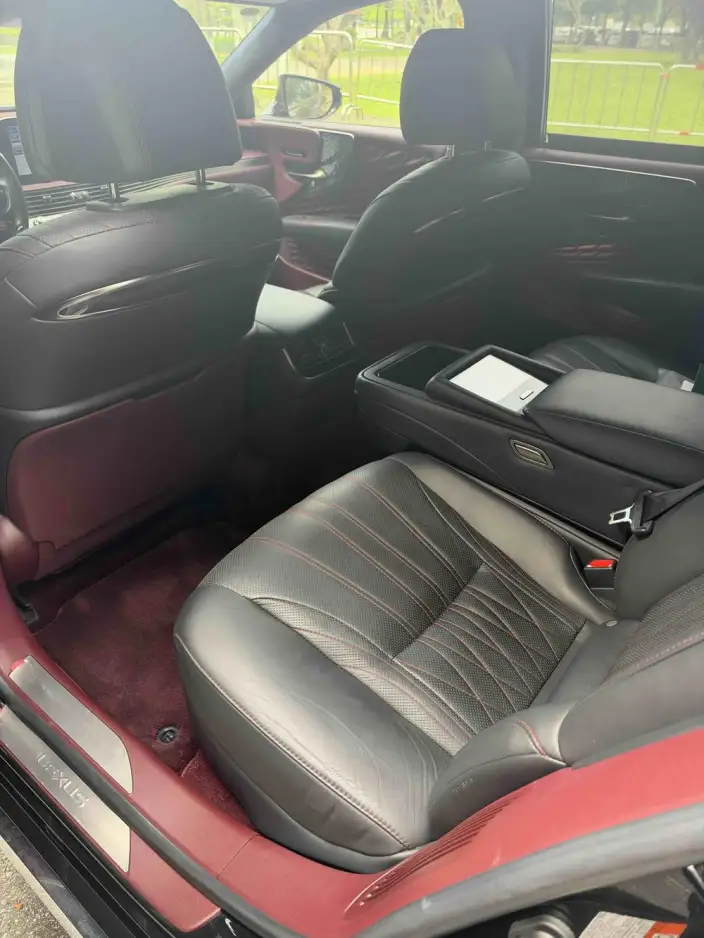Lexus LS 2021 Model 500h Executive Edition – фото 10
