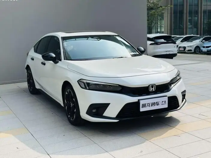 Honda Civic 2023 Model HATCHBACK 240TURBO CVT Extremely sharp version – фото 3