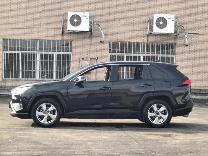 Toyota RAV4 2022 Model 2.0L CVT 2WD Fashion PLUS Edition – фото 4