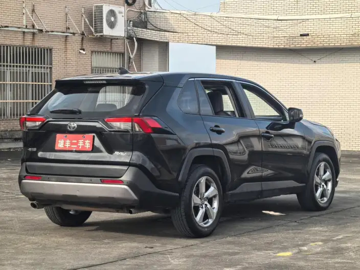 Toyota RAV4 2022 Model 2.0L CVT 2WD Fashion PLUS Edition – фото 7