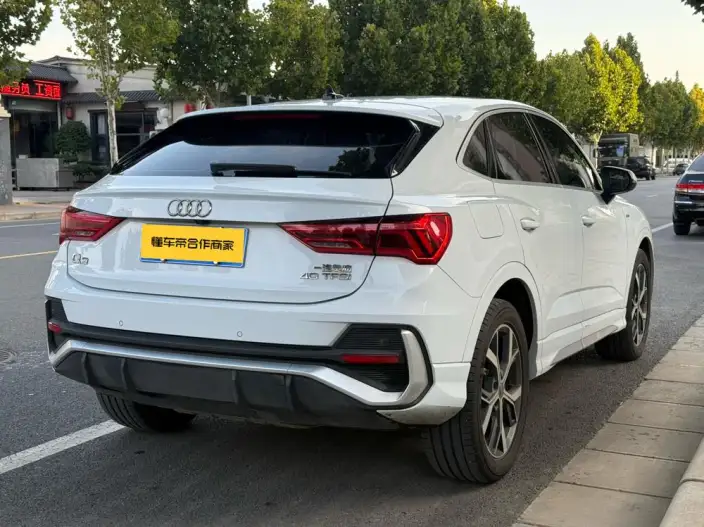 AUDI Q3 Sportback 2020 Model 40 TFSI Fashion Model – фото 6