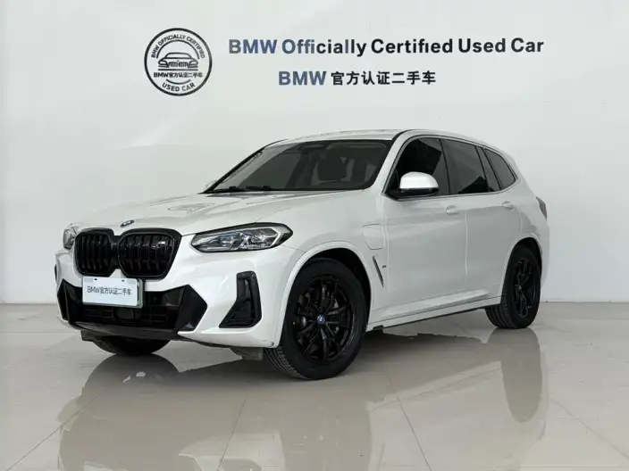 BMW iX3 2024 Model Leading Model – фото 1