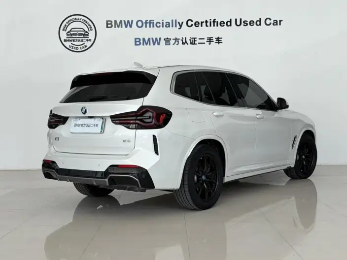 BMW iX3 2024 Model Leading Model – фото 5