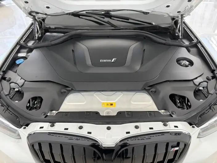 BMW iX3 2024 Model Leading Model – фото 6
