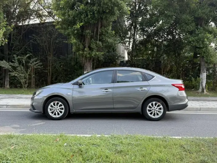 Nissan Sylphy 2023 Model 1.6L CVT Comfort Edition – фото 4